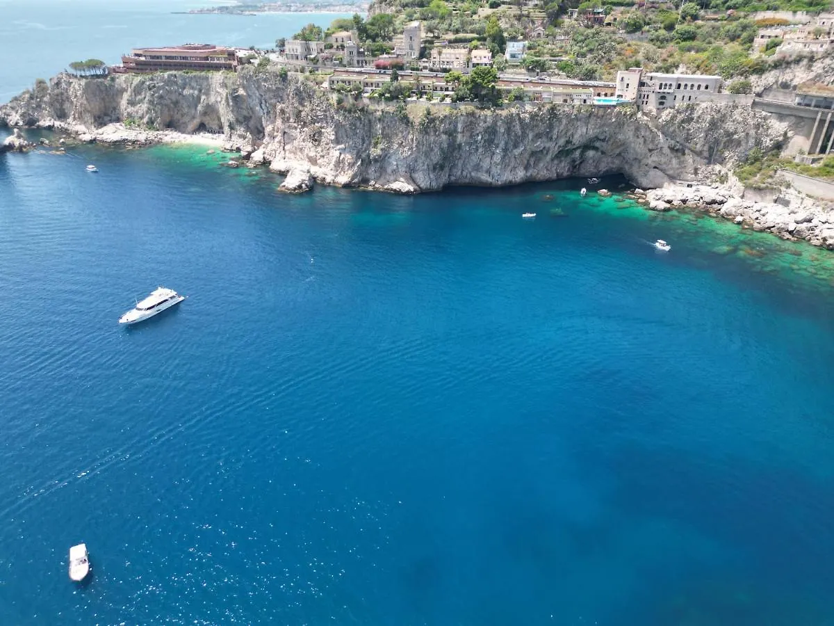 Villa Infinity- Pool - Wifi - Parking Taormina Apartment